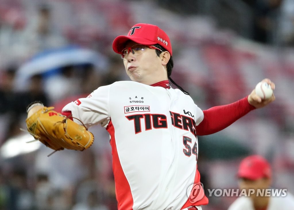 양현종 KBO 최다 선발승·정우람 1천경기 등판 기록 눈앞