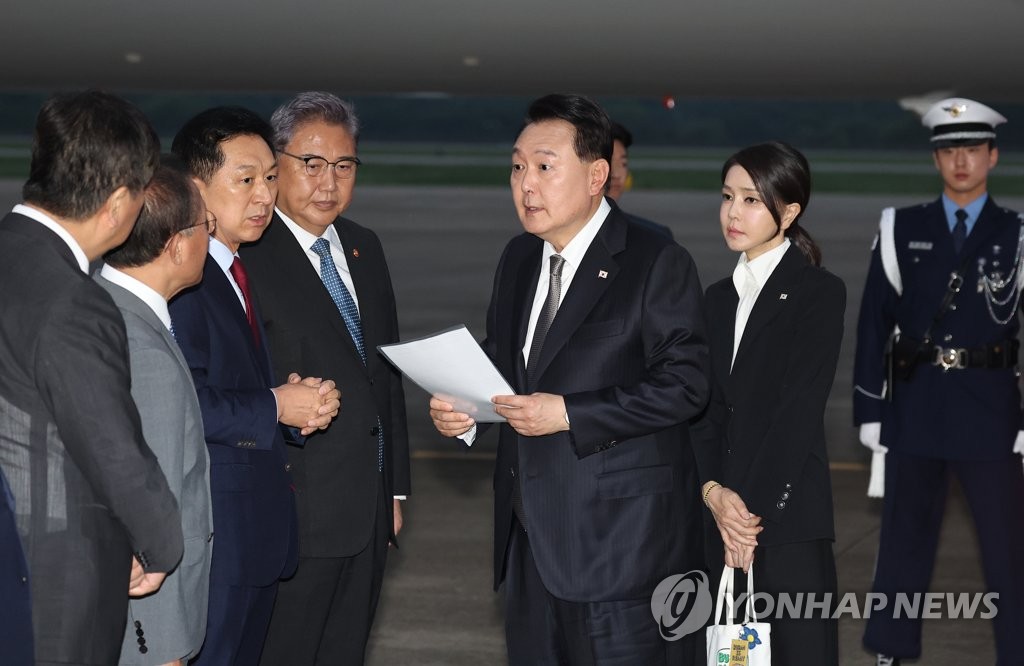 與 '尹우크라 방문'에 "국익·자유민주주의 연대 두마리 토끼"