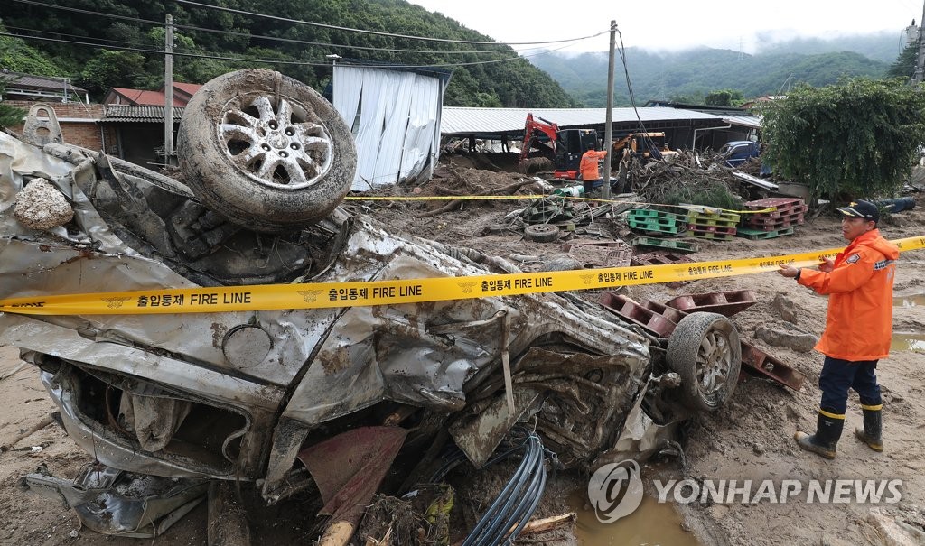 [르포] "통화 연결음 들리는데…" 예천 실종자 수색 애타는 현장(종합)