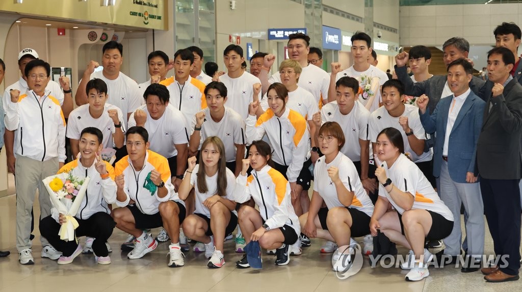 우상혁 "바르심이 돌아왔다…세계선수권 우승 위한 경쟁 시작"