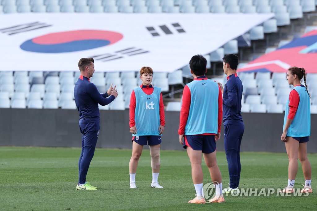 [여자월드컵] '긴장감 상승' 캠벨타운…콜롬비아전 생각에 진지해진 선수들