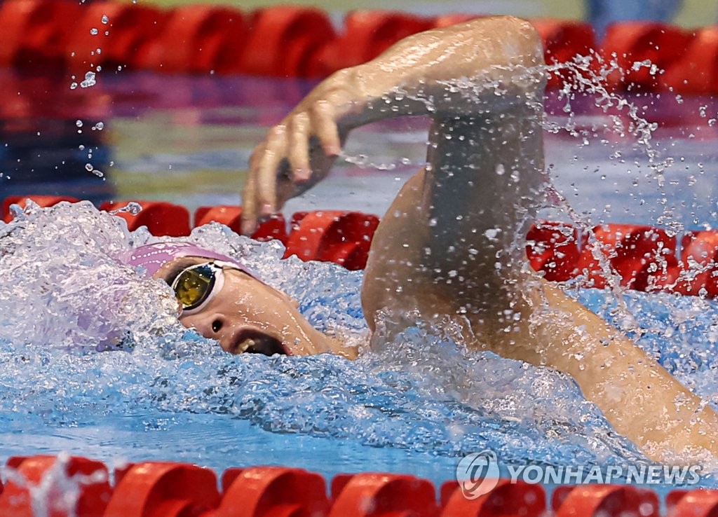 준결승 9위도 자유형 100ｍ 최고순위…새역사 써내려가는 황선우