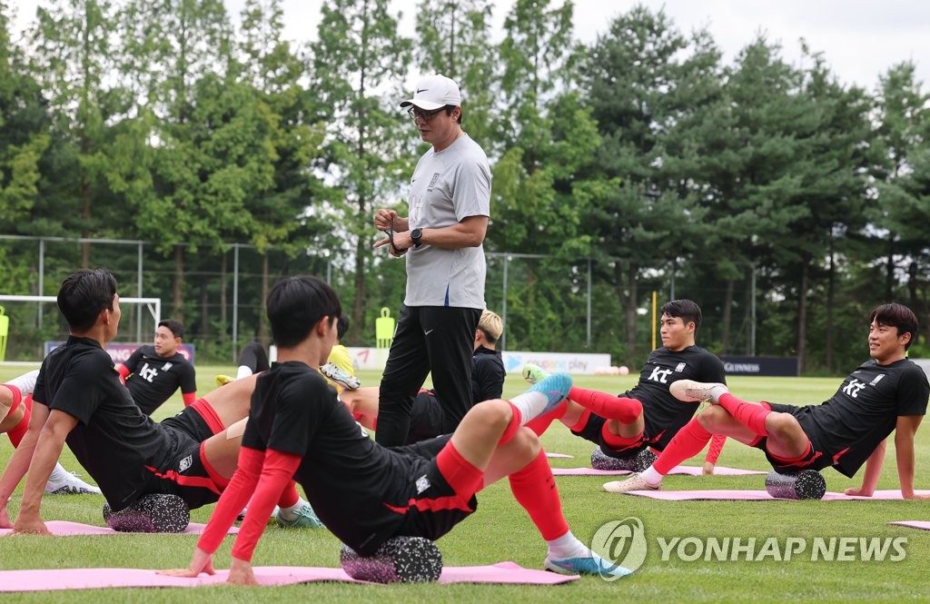 황선홍 감독 "이강인과 PSG, AG 차출 긍정적 교감 있었다 들어"