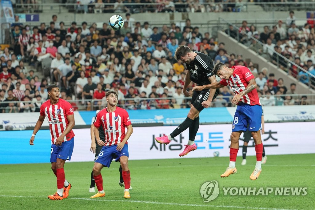 '한여름 밤의 축구 쇼'…팀 K리그, A.마드리드에 3-2 역전승(종합)