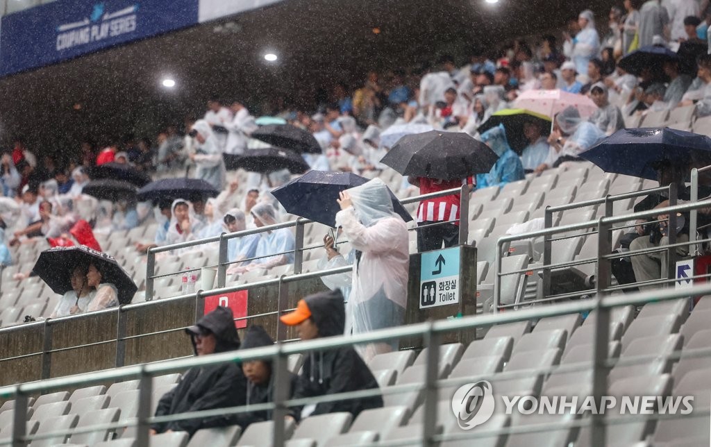 폭우도 뚫어낸 고품격 축구…AT마드리드, 맨시티에 2-1 승리