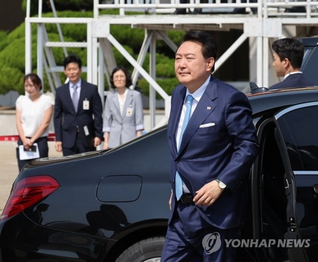 尹대통령, 오늘 나토 정상회의 참석·폴란드 방문 위해 출국