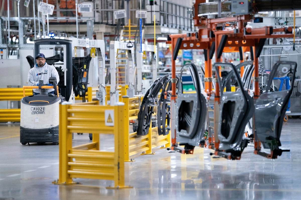 BMW 미국 스파르탄버그 공장의 생산 라인. 사진=연합AP