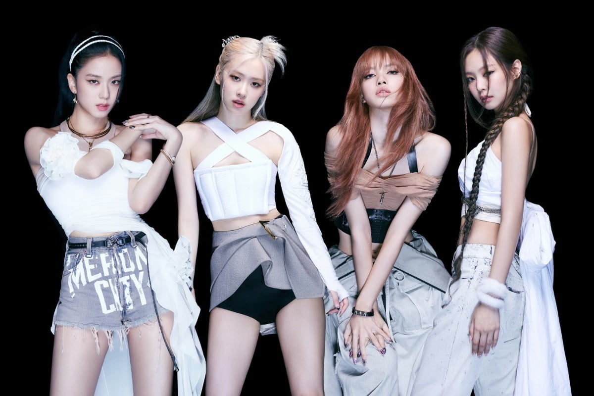 YG likely to decide on Blackpink contract status by August