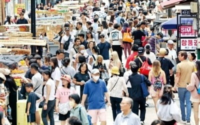 中 대신 동남아 관광객 잡아라…면세업계 '새 판 짜기' 나섰다 [이미경의 인사이트]