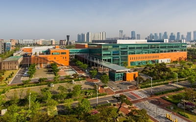 바이오 액티브 ETF 줄상장…주가 상승에 힘 보태나