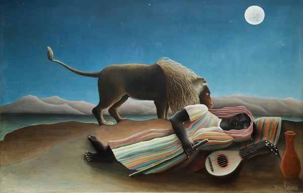 '잠자는 집시'(1897). 루소의 대표작 중 하나로 꼽힌다. 고요한 달밤, 사자의 갈기를 흔드는 바람은 어디서 불어오는 걸까. 이것은 여인의 꿈일까. 초현실주의에 큰 영향을 끼쳤다. /뉴욕 MoMA 소장