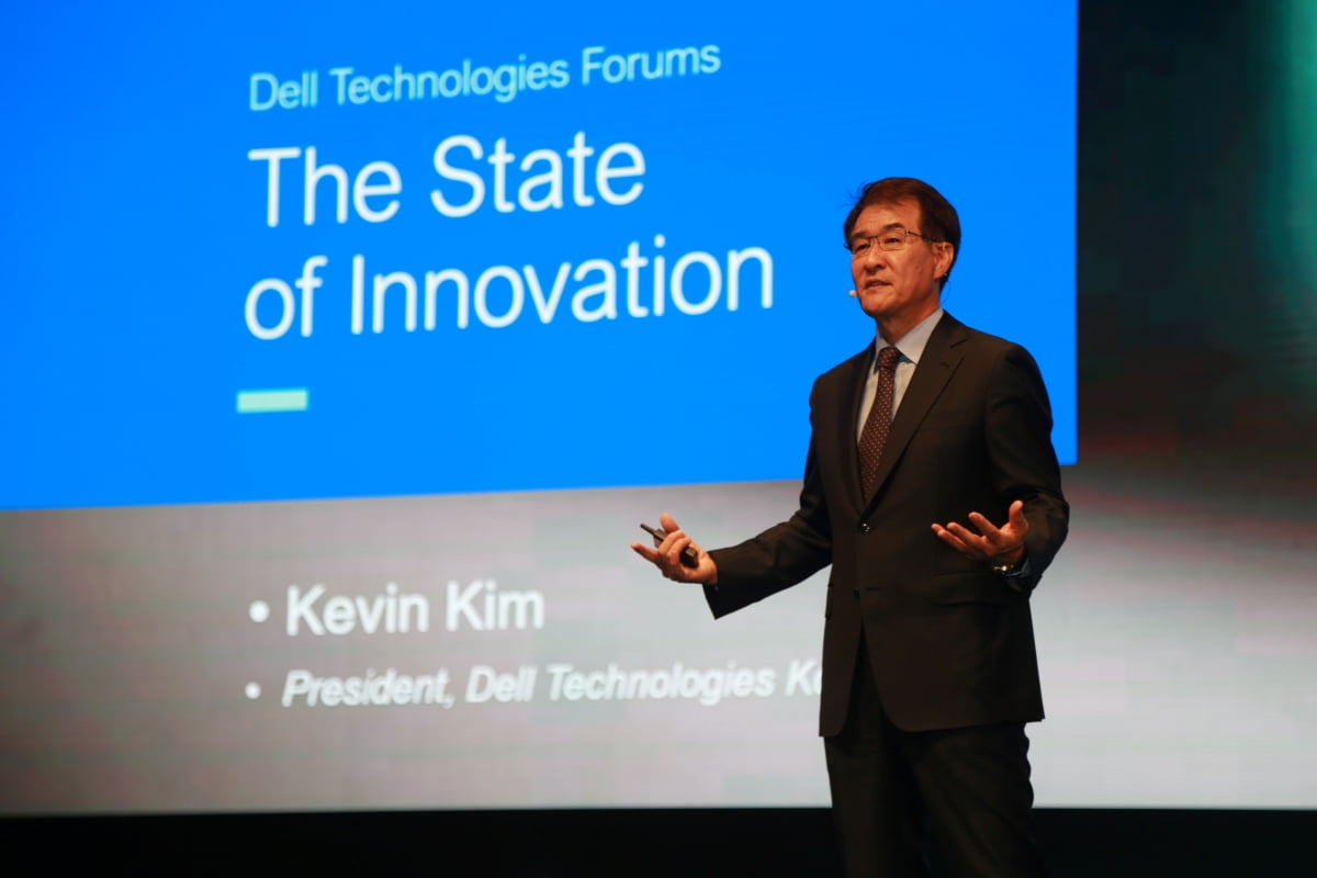 김경진 한국 델 테크놀로지스 사장이 23일 열린 '델 테크놀로지스포럼 2023'에서 환영사를 하고 있다. 델 테크놀로지스 제공