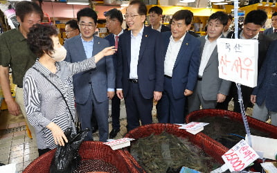 [포토] 조승환 해양수산부 장관 수산물 현장점검