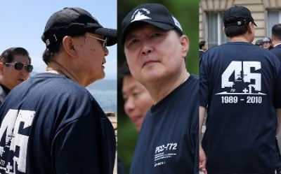'휴가 2일차' 尹 대통령, '천안함 티셔츠' 차림으로 장병 격려