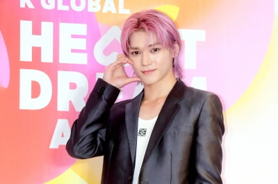 [포토] NCT 태용, '귀엽게 볼하트~'