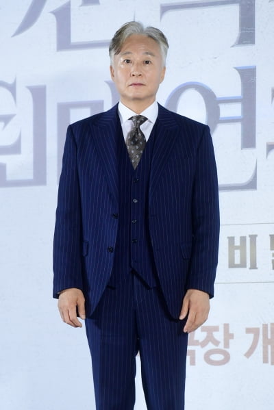 [포토] 김종수, '멋지게 슈트 입고'