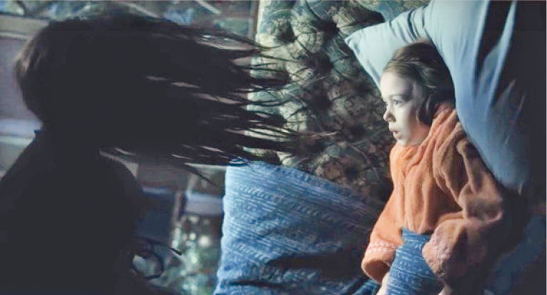 넷플릭스 시리즈 ‘힐 하우스의 유령’의 장면.
 