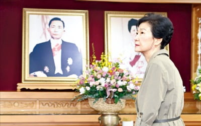[포토] 박정희 생가 찾은 박근혜 前 대통령 