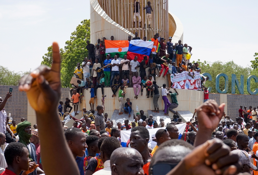 '쿠데타 벨트' 국가들 "니제르 외국군 개입, 선전포고로 간주"