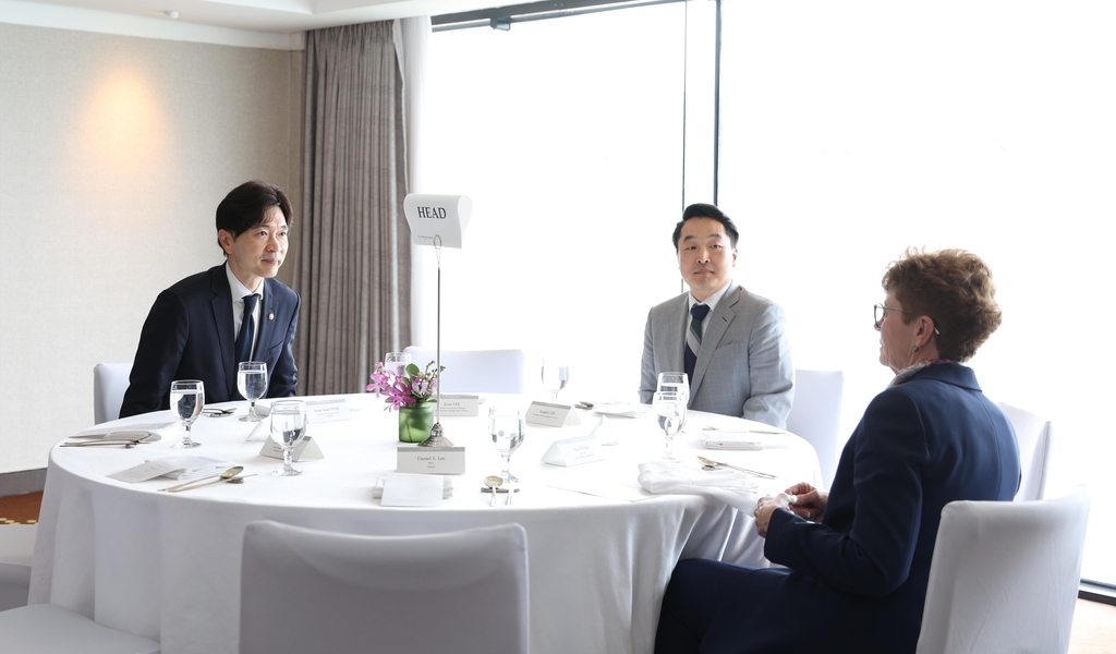 해수부-美해사청 "녹색해운 항로 구축 위해 지속 협력"