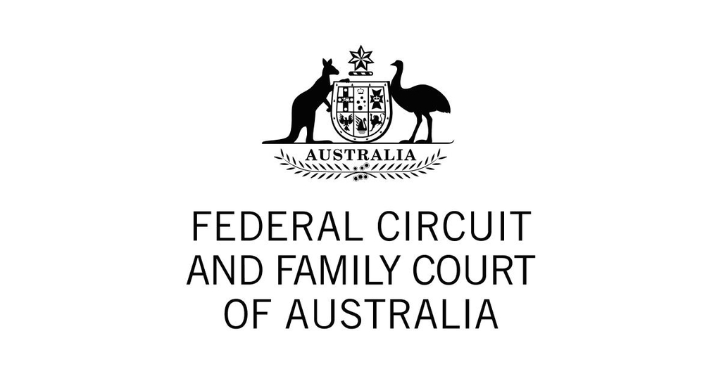 호주법원 "여장하는 아빠, 자녀 성정체성 혼란 야기…접근금지"