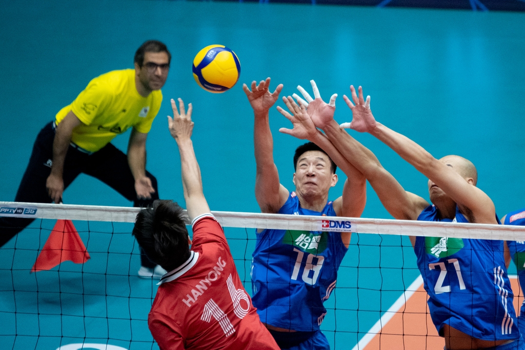 한국 남자배구, 아시아선수권 4강행 좌절…중국 높이에 1-3 패배