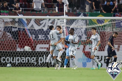 '오반석 극장 골' 인천, 수원FC에 2-1 승…4위로 점프(종합)