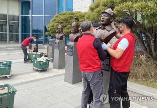 광복회장 "홍범도 동상 제거는 反역사적…이종섭 퇴진하라"