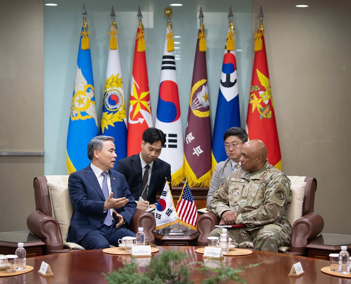 이종섭 국방, 미 전략사령관 접견…확장억제 실행력강화 논의