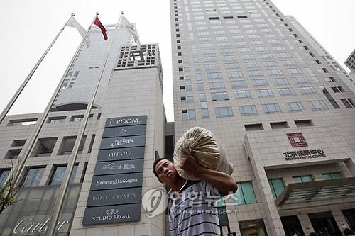 중국 투자자, 자국 내 리스크 피해 해외 펀드로 몰려