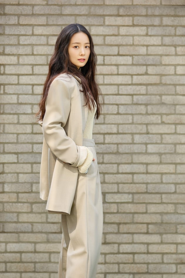 Lee Jong-won's mother Son Yeo-eun signs an exclusive contract with CL&Company