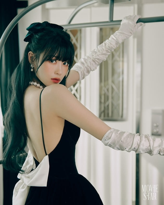 Mijoo supports Lee Hyori and Lee Yi-kyung for her solo debut
