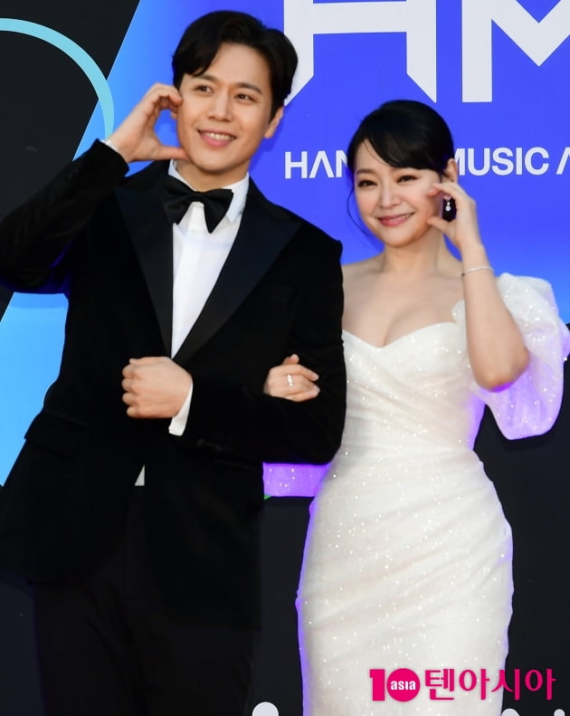 Son Jun-ho, Kim So-hyun, exclusive contract with ‘Palm Tree Island’