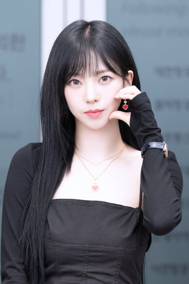 Espa, the first K-POP group to leave Cannes as a full group