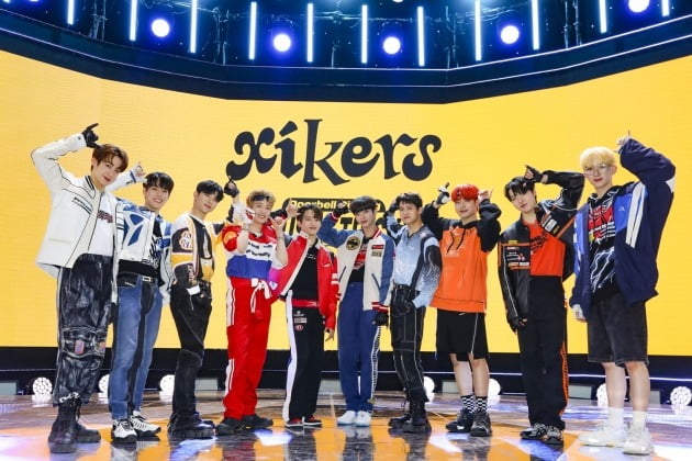 Xikers, the first Japanese terrestrial broadcasting debut... Local popularity shaken by 'Rock Star'