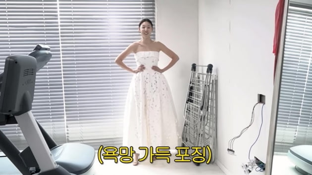 Han Hye-jin, without a husband, only two wedding dresses she had already chosen "reveal her desire to marry"