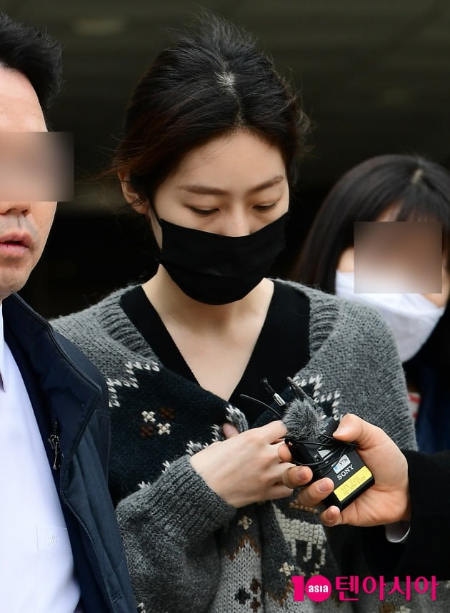 Why directors Woo Do-hwan and Kim Joo-hwan of 'Hounds' couldn't erase Kim Sae-ron's traces of 'Drunk Driving'