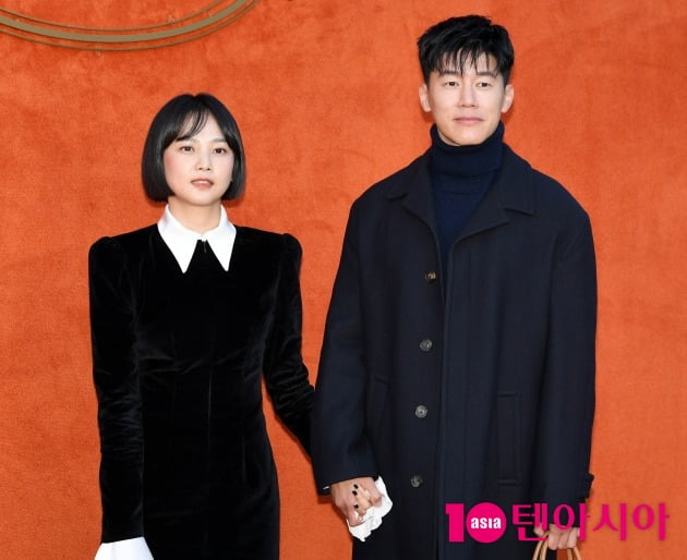 Yoon Seung-ah, a son after 8 years of marriage "I knew a new world, greater happiness"
