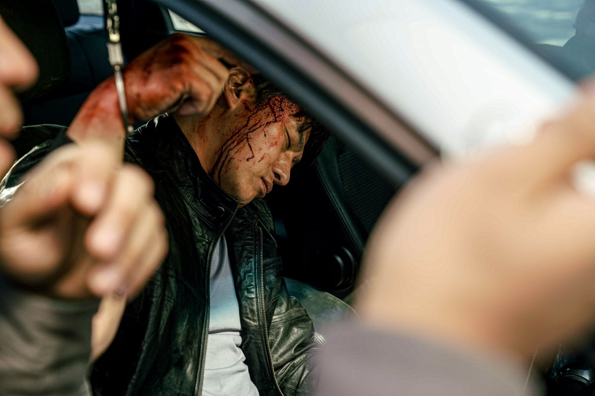'The first' covered in cruelty and violence, fresh but regrettable 'devils'