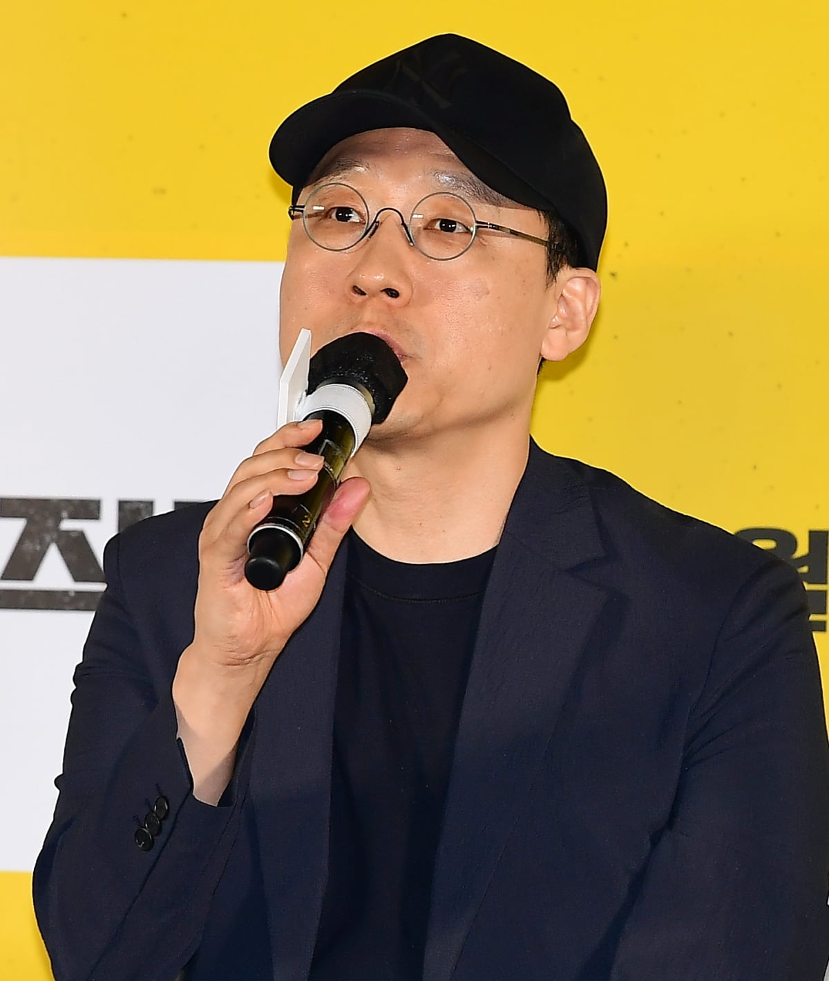 The difference between ‘Informal Operation’, the meeting between Ha Jung-woo, the eating show, and Ju Ji-hoon, the Crown Prince of ‘Kingdom’