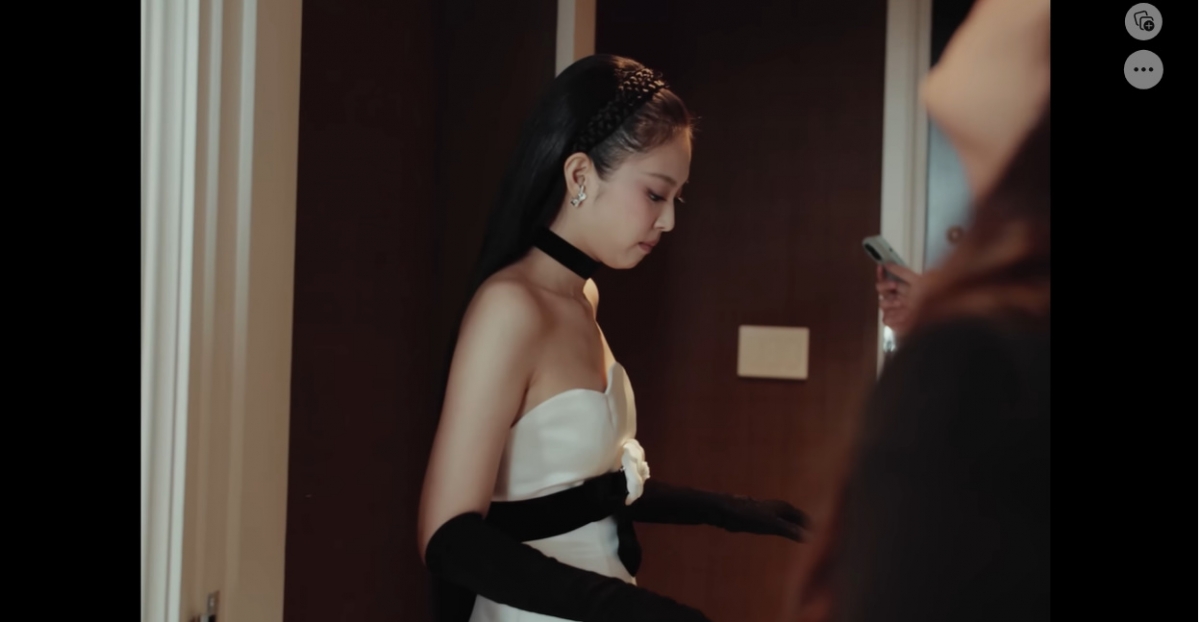 Jenny Staff "Jennie = Korea's representative artist, mixes Oriental beauty and creates a hairstyle"