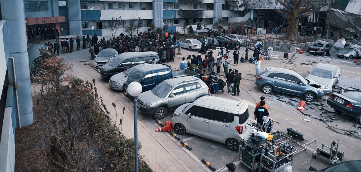 영화 '콘크리트 유토피아' 프로덕션/사진 = 롯데엔터테인먼트