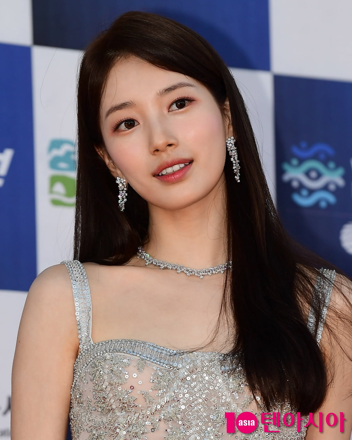 Song Hye-kyo 150 million won, Suzy 300 million won... A luxury item down to 'God Mulju'