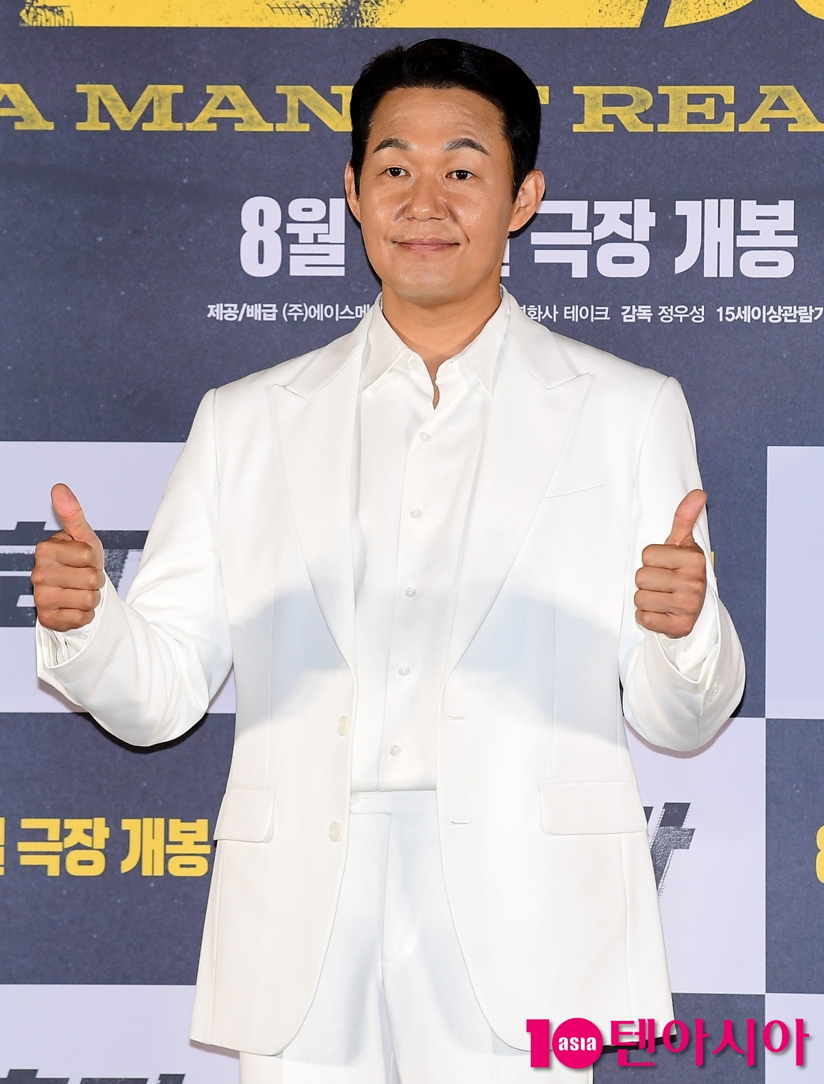 'Guardian' Jung Woo-sung's first feature film directed, invited to numerous overseas film festivals