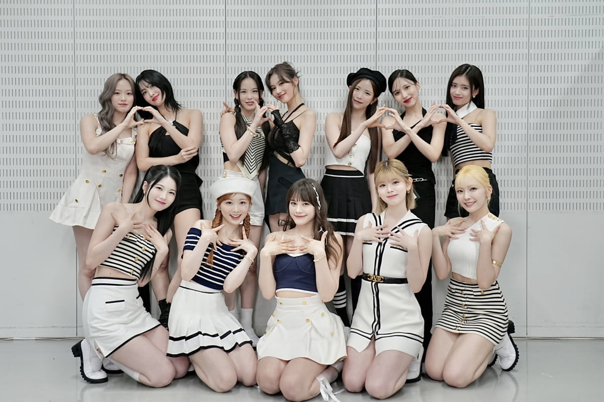 TWICE unit Misamo X NiziU appeared together on the Japanese program 'Mste'