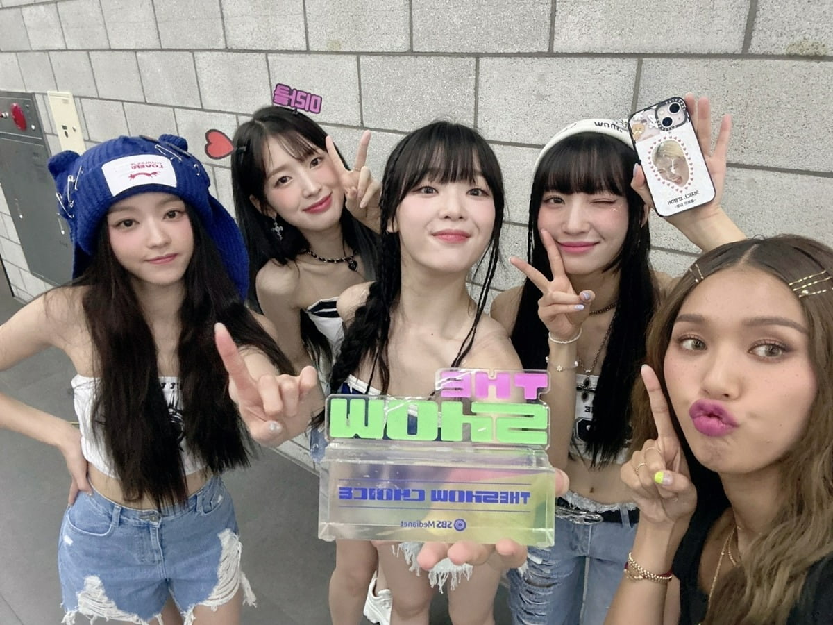 Oh My Girl won first place on a music show with the new song 'Summer Comes'