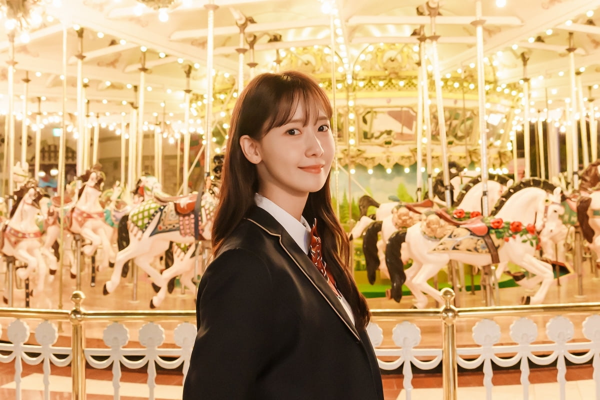 Im Yoona, even at the age of 34, her school uniform suits her so well