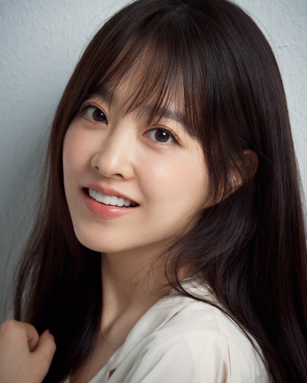 Actor Park Bo-young "I want to continue to challenge the genre like the movie 'Concrete Utopia'"