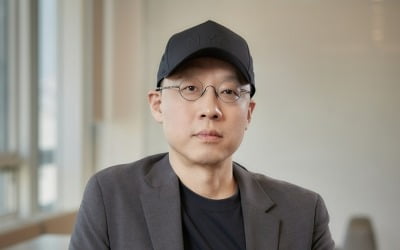 '비공식작전' 김성훈, "내 인생 마지막 영화? 브래드 피트보다 하정우·주지훈" [인터뷰]