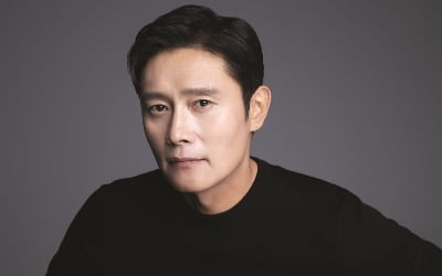 ‘콘크리트 유토피아’ 이병헌, 그의 영화 속 캐릭터는 곧 한국영화의 역사가 됐다[TEN피플]